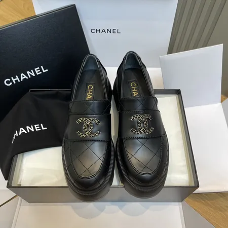 シャネル ビジネスシューズ