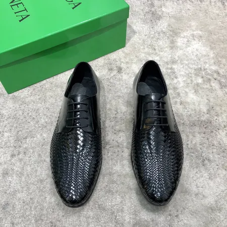 ボッテガ ヴェネタ ビジネスシューズ