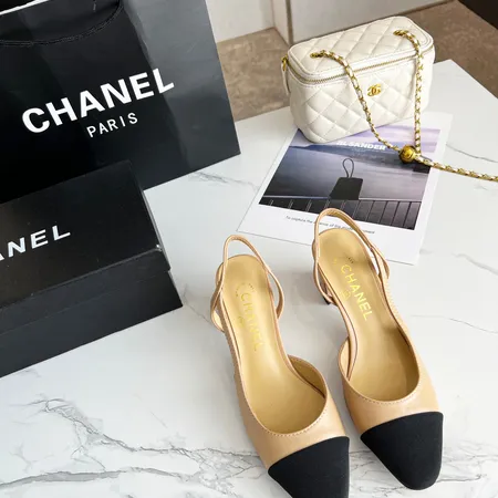 シャネル サンダル