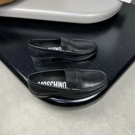 モスキーノ ビジネスシューズ