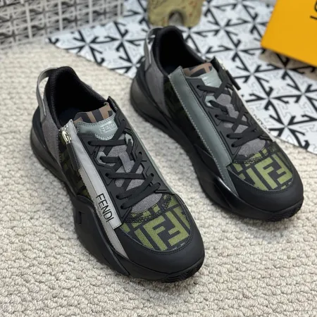 フェンディ スニーカー