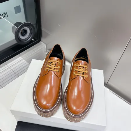 セリーヌ ビジネスシューズ