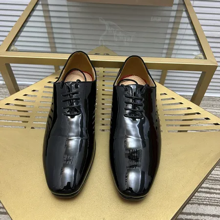 クリスチャン・ルブタン ビジネスシューズ