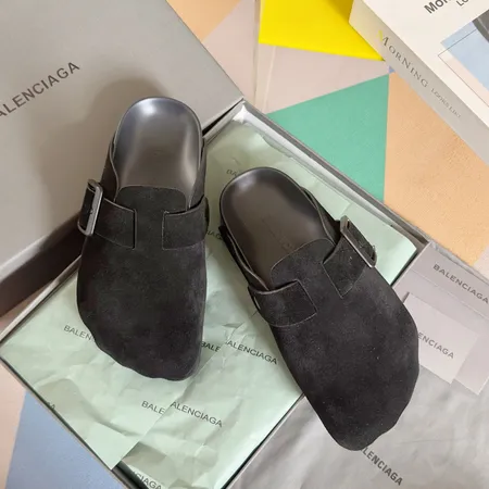 バレンシアガ カジュアルシューズ