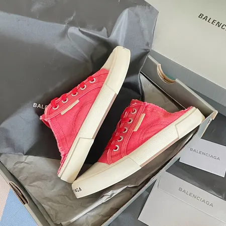 バレンシアガ カジュアルシューズ