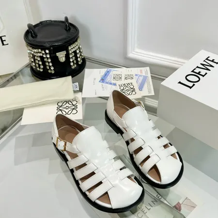 ロエベ サンダル