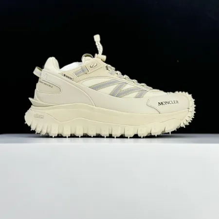 モンクレール スニーカー