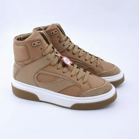 フェラガモ カジュアルシューズ