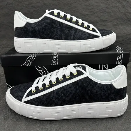 ヴェルサーチ カジュアルシューズ