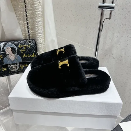 セリーヌ スリッパ