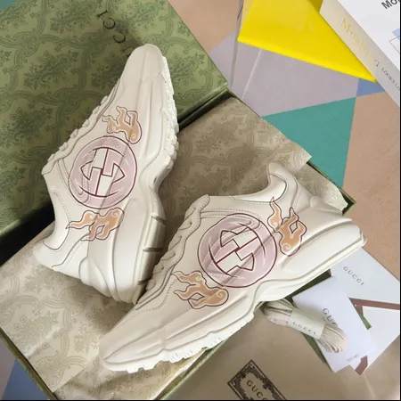 グッチ スニーカー