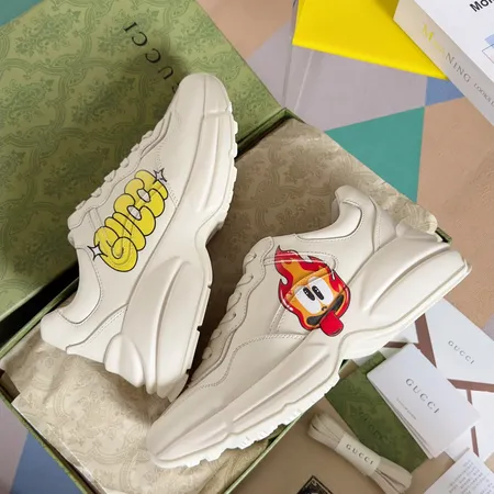 グッチ スニーカー