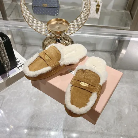 ミュウミュウ スリッパ