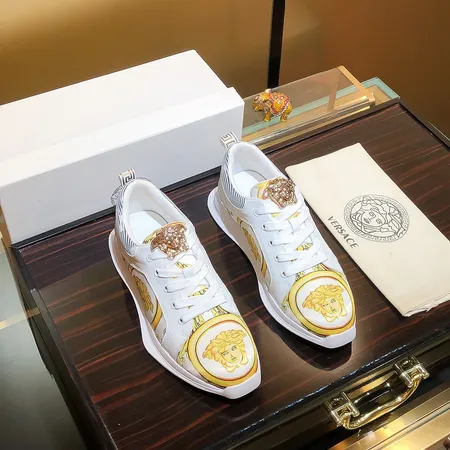 ヴェルサーチ カジュアルシューズ