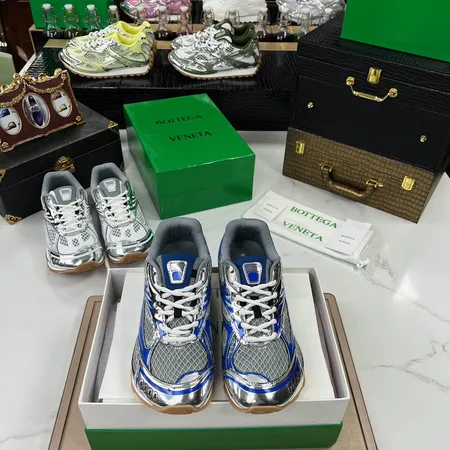 ボッテガ ヴェネタ スニーカー