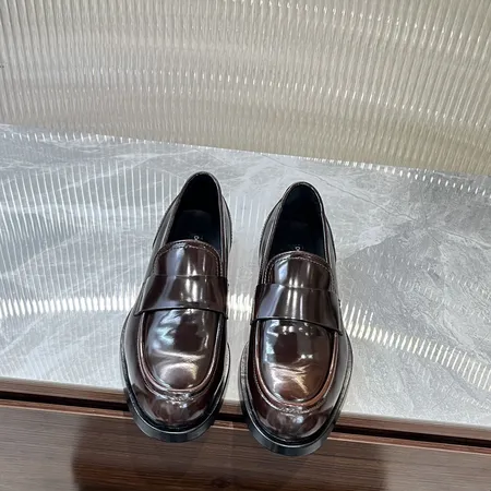 ドルチェ＆ガッバーナ ビジネスシューズ