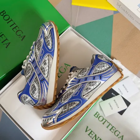 ボッテガ ヴェネタ カジュアルシューズ