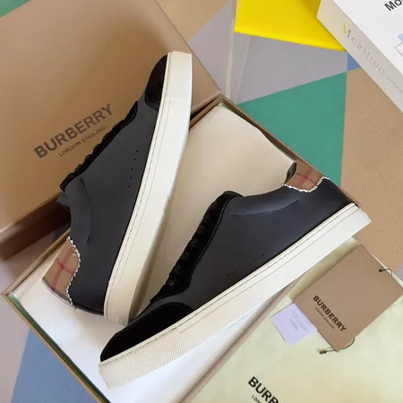 バーバリー ス カジュアルシューズ