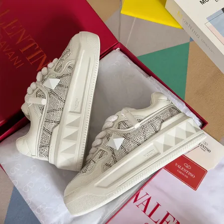 ヴァレンティノ カジュアルシューズ