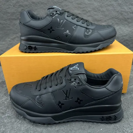 ルイヴィトン カジュアルシューズ