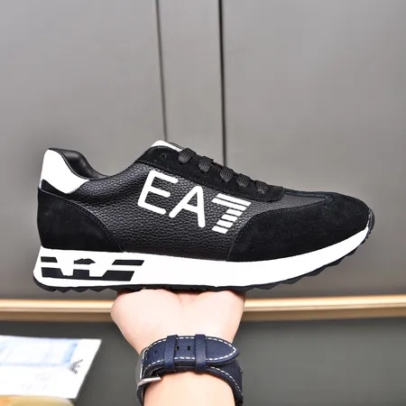 アルマーニ スニーカー