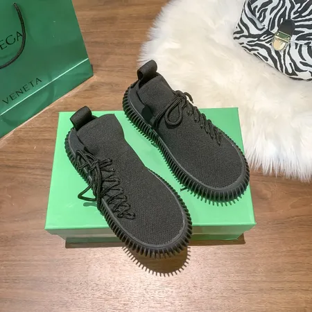 ボッテガ ヴェネタ カジュアルシューズ