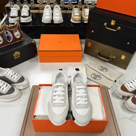 エルメス スニーカー