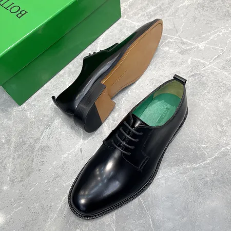 ボッテガ ヴェネタ カジュアルシューズ