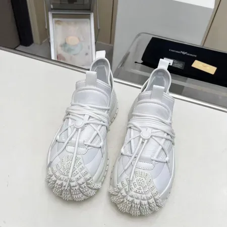 アルマーニ スニーカー