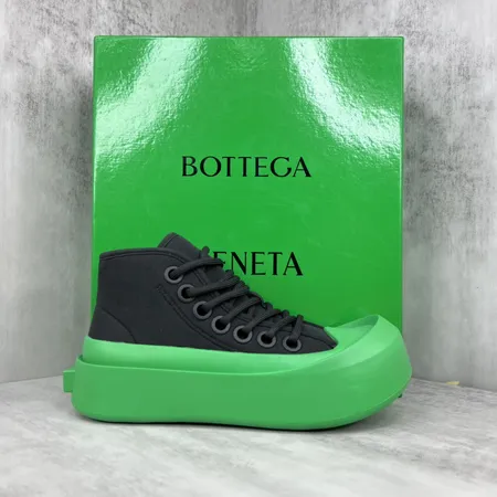 ボッテガ ヴェネタ カジュアルシューズ