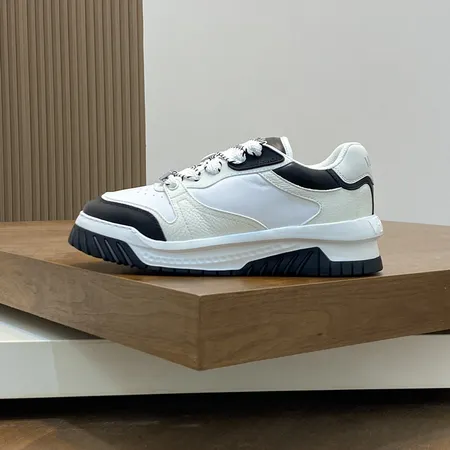 ヴェルサーチ カジュアルシューズ