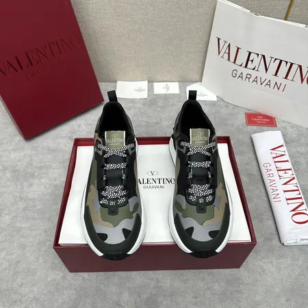ヴァレンティノ カジュアルシューズ