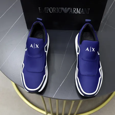 アルマーニ スニーカー