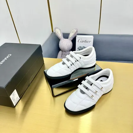 シャネル カジュアルシューズ