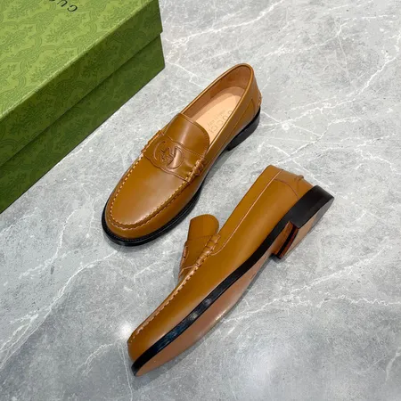 グッチ ビジネスシューズ