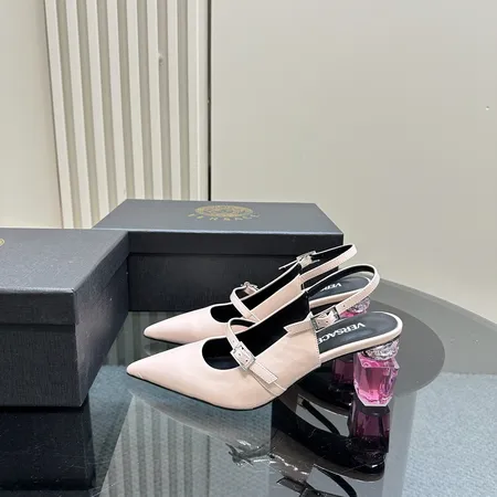 ヴェルサーチ サンダル