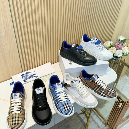 バーバリー ス カジュアルシューズ