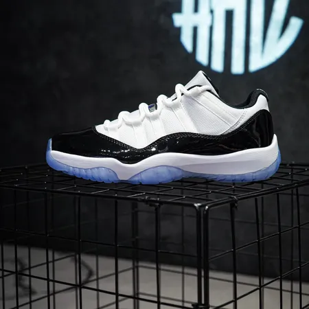 エアジョーダン スニーカー