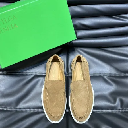 ボッテガ ヴェネタ カジュアルシューズ