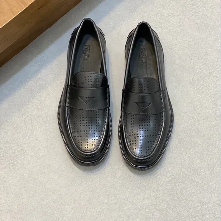 フェンディ ビジネスシューズ