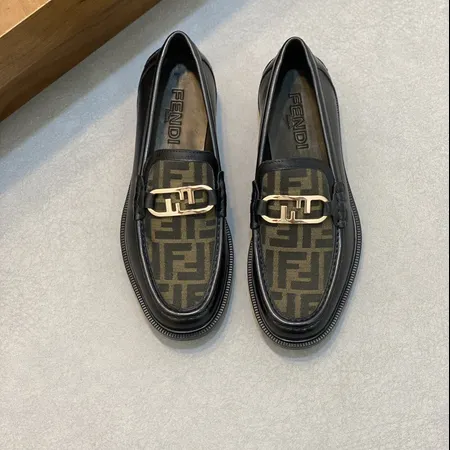 フェンディ ビジネスシューズ