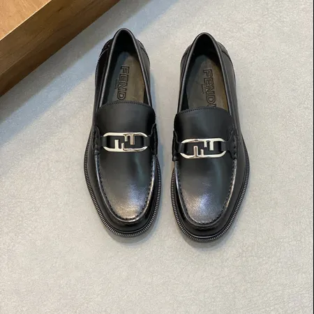 フェンディ ビジネスシューズ