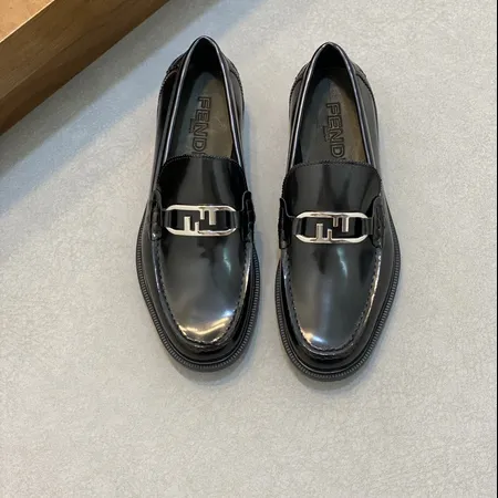 フェンディ ビジネスシューズ