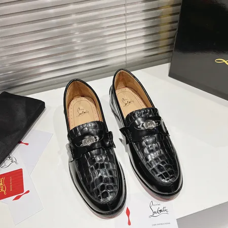 クリスチャン・ルブタン ビジネスシューズ