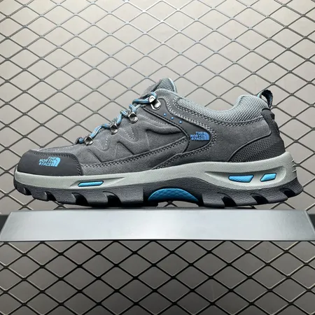 ノースフェイス スニーカー