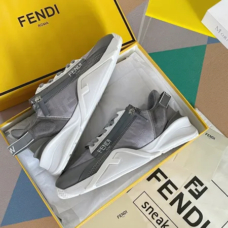 フェンディ スニーカー