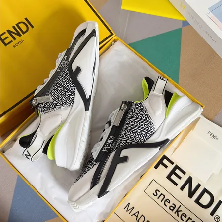 フェンディ スニーカー
