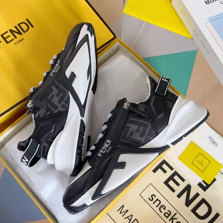 フェンディ スニーカー