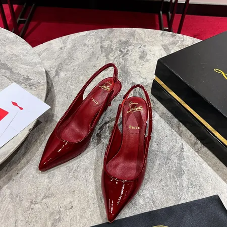 クリスチャン・ルブタン サンダル