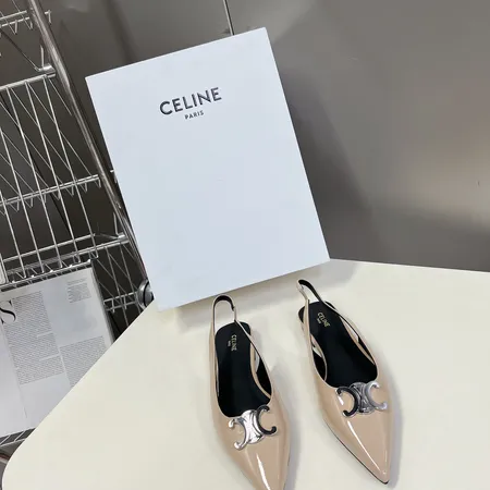 セリーヌ サンダル